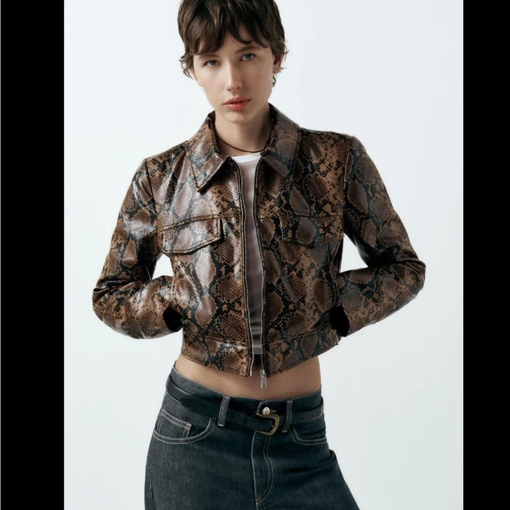 FAUX LEATHER SNAKESKIN PRINT JACKET